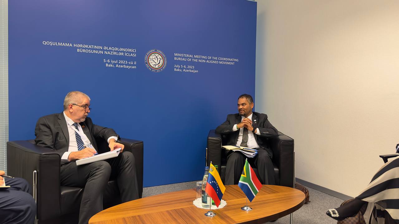 Venezuela y Sudáfrica afianzan en Azerbaiyán sus relaciones de cooperación y apoyo mutuo